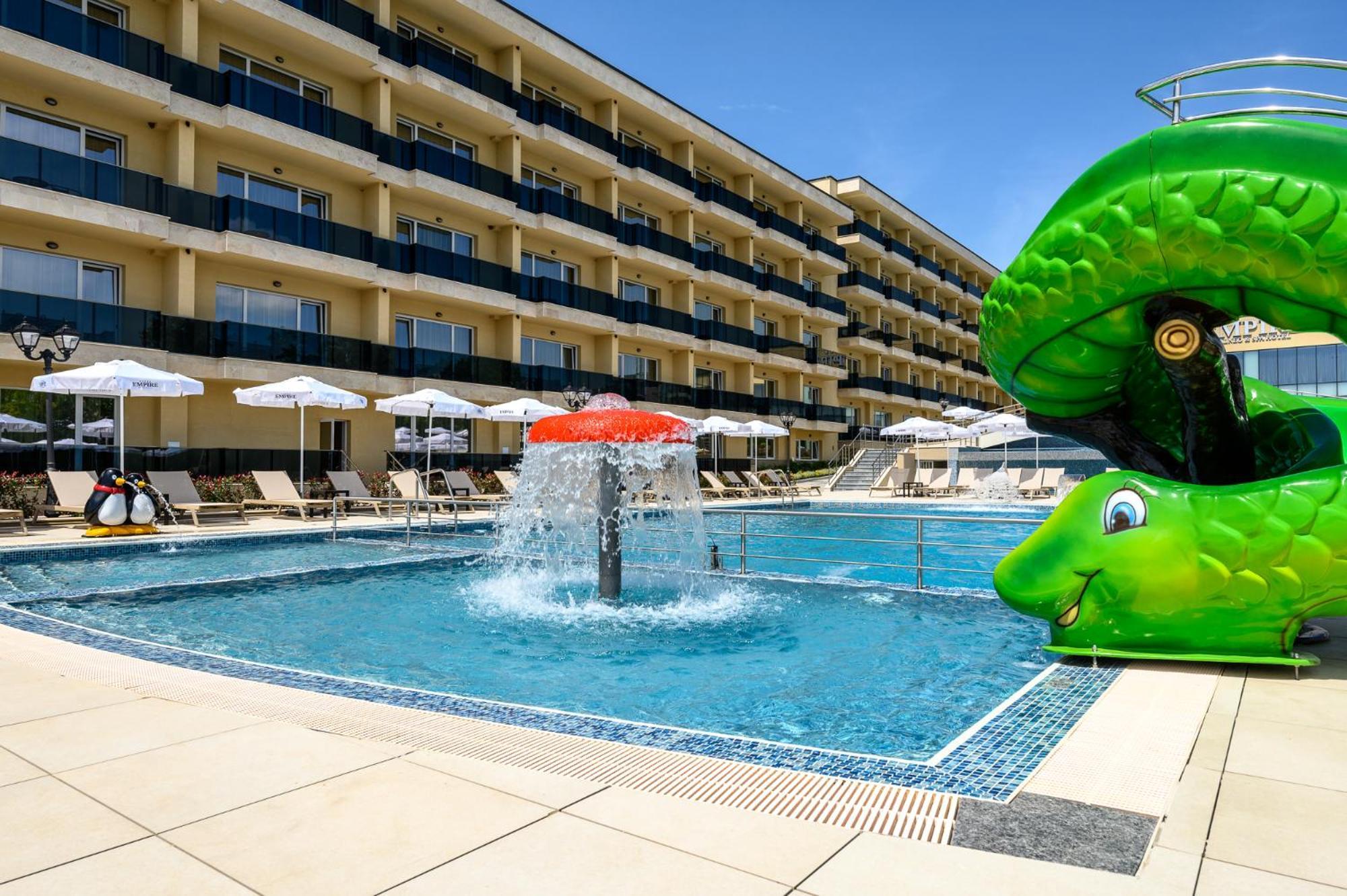 Empire Balneo & Spa Hotel Chissarja Exterior foto